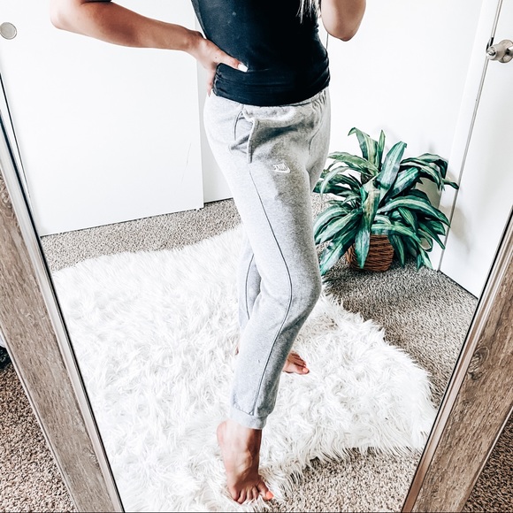 Nike Pants - Nike joggers